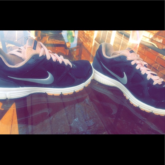 Shoes!! - Picture 4 of 6